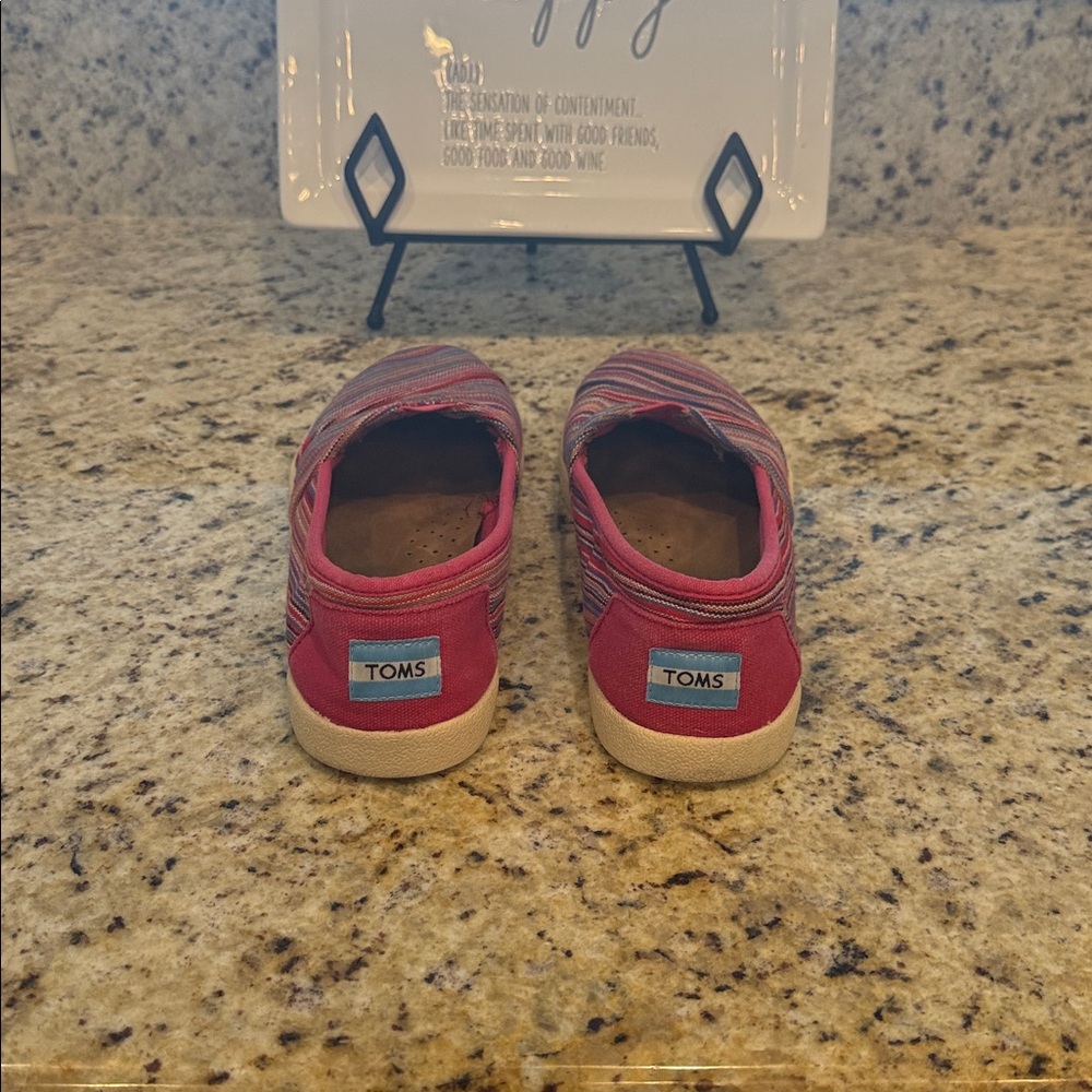 TOMS Classic Slip On Shoes Women 9 Pink Blue Canvas Casual Flats - Picture 4 of 7